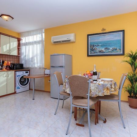 Apartment Sea Shell 2 Солнечный берег Экстерьер фото
